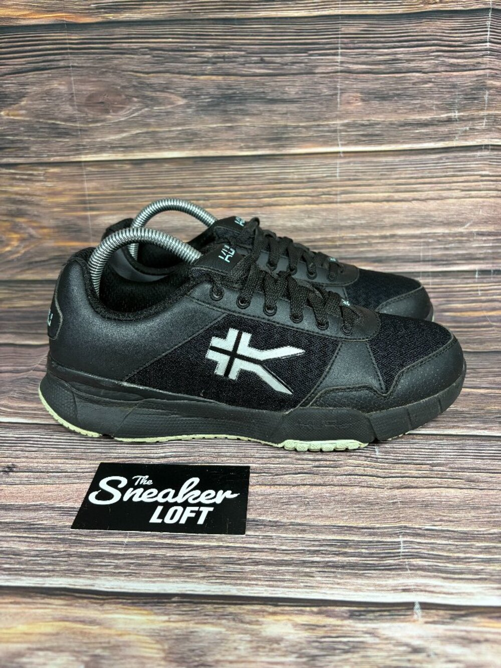 Kuru Quantum Women's Black Athletic Lace Up Shoes Size 9 Wide